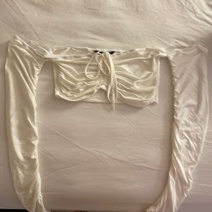 Long sleeve crop top.